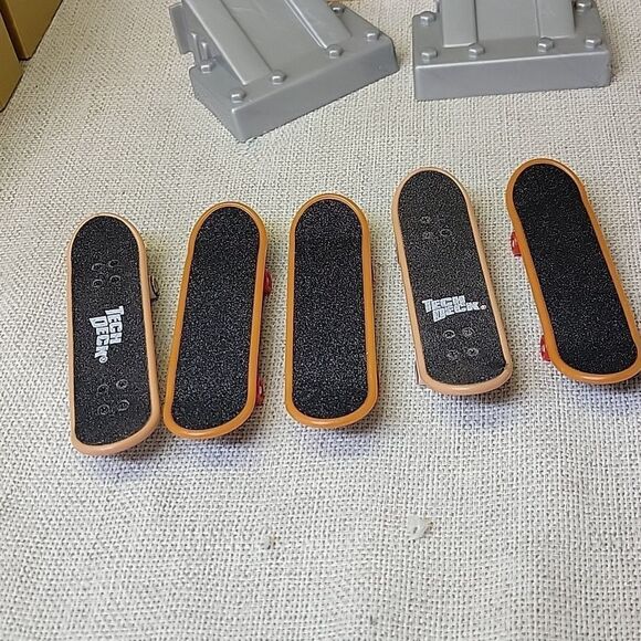 Tech Deck Ramp  Pieces Spin Master  Skate Park Parts - Picture 6 of 7